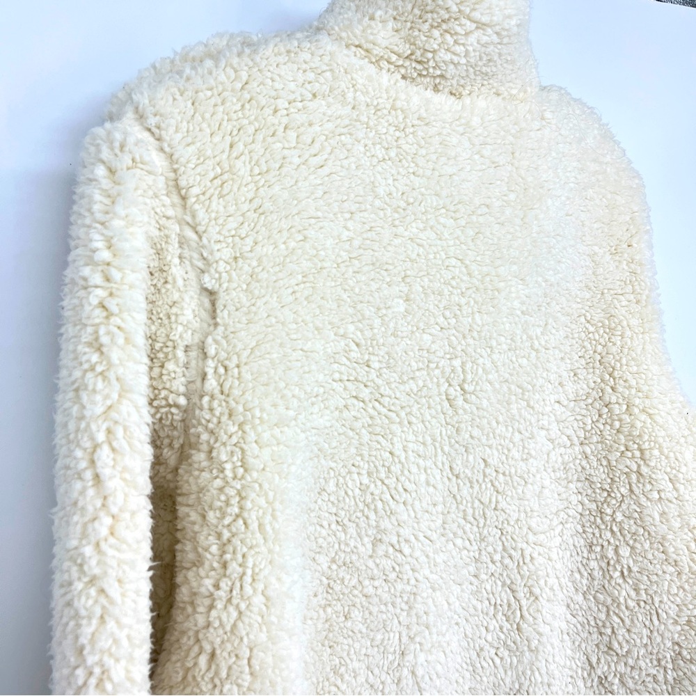 Hollister Teddy Bear White Pullover Quarter Zip Jacket Sweater Size Medium - Picture 5 of 5